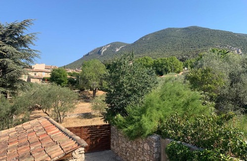 Rustrel Bed & Breakfast | Les Moineaux