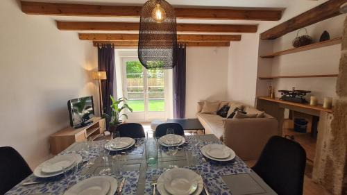 Oelleville House | Les Pierres du Bonheur Meublé Tourisme 3 étoiles