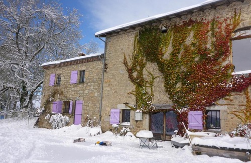 Saint-Eloy-la-Glaciere Bed & Breakfast | Les Pierres Davélie