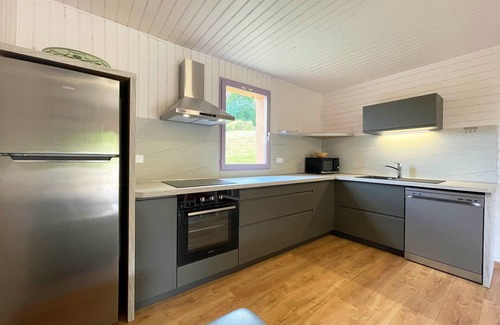 Hautefort House | Les SOURCES "VIP Softail" panoramic terrace, SPA, swimming pool, fishing pond.