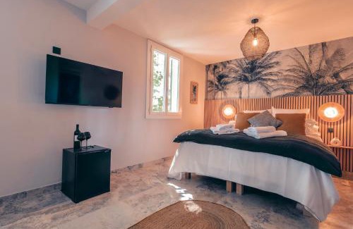 Cucuron Hotel | Les Suites de l'Étang