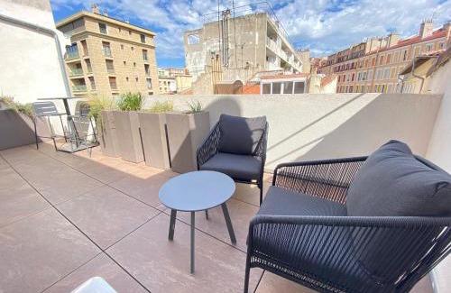 Hotel-de-Ville Apartment | LES TOITS DU VIEUX-PORT