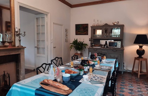 Verneuil-sur-Avre Bed & Breakfast | Les Tuileries du Buisson