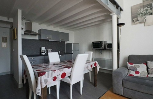 La Bourboule Apartment | Les Volcans - Residence Guillaume with Mountain View and Wi-Fi