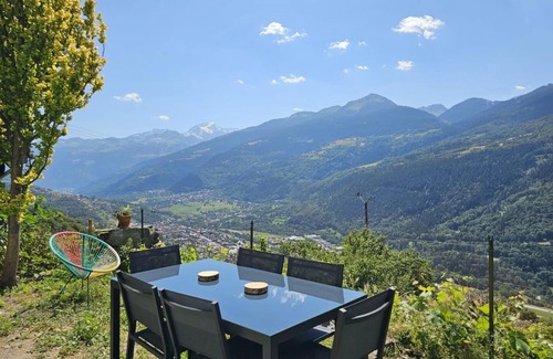 Aime House | LES VOLETS BLEUS - AIME LA PLAGNE