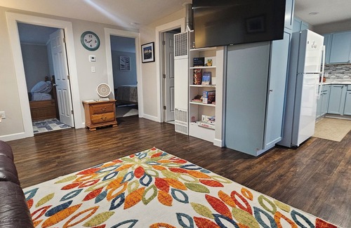 Thompsonville House | Less is Moore