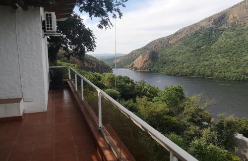 Kosmos Bed & Breakfast | Letamong