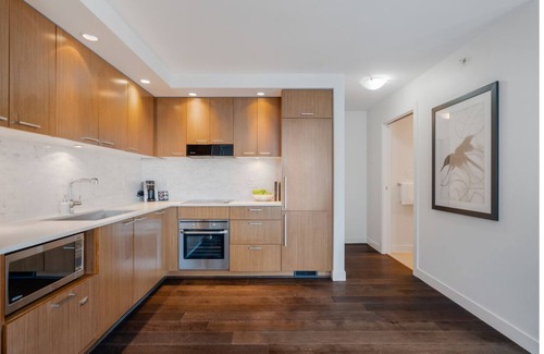 Downtown Vancouver Hotel | Level Vancouver - Yaletown Seymour