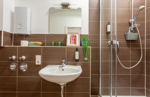 Leverkusen Apartment | LEVEL22! Komfort & Stil in Leverkusen