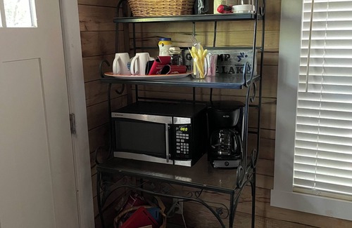 Crane Hill Cottage | Lewis Smith Lake - Charming 2-bedroom cottage with WiFi, AC in pleasant Arley