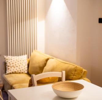 Centro Urbano Apartment | LHE Black Rose