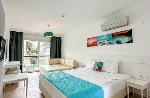 Cesme Resort | LİZBONİA ÇEŞME OTEL