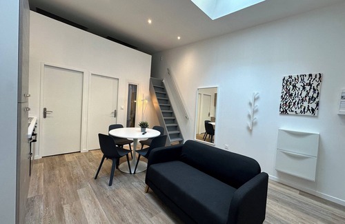 Hincmar Apartment | Libergier- Cathedral cottage