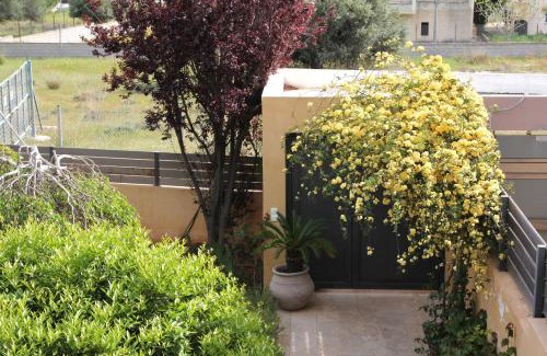 Anavyssos Villa | Lida Garden Loft