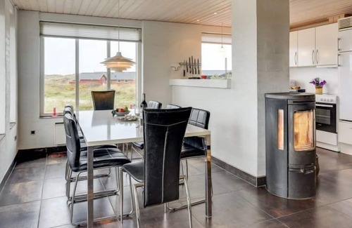 Klegod Strand House | "Lidewij" - 450m from the sea by Interhome