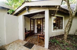 St. Lucia Cabin | Lidiko Lodge