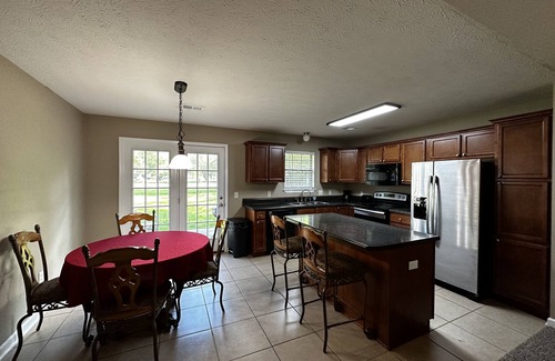 Mayflower House | Life is Good in Mayflower