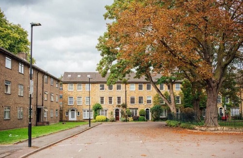 Canonbury Apartment | Light and Spacious 3-Bed Flat in Islington