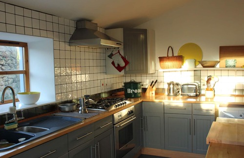 Tan-y-groes House | Light, cosy Edwardian cottage near West Wales Coast Path, Llangrannog