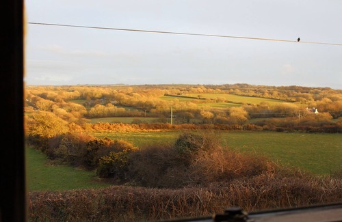 Tan-y-groes House | Light, cosy Edwardian cottage near West Wales Coast Path, Llangrannog