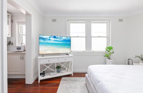 Rushcutters Bay Apartment | Light-Filled Studio near Rushcutters Bay Park