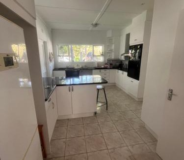 Greater Johannesburg Metropolitan Area House | Light House Retreat