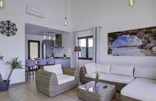 Caleta de Fuste Villa | Lightbooking Villa El Molino piscina privada climatizada