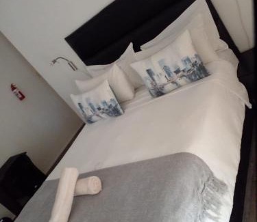 Lyttelton Manor House | LightStone Guesthouse