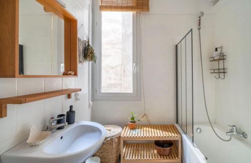 6th Arrondissement Apartment | Lily - 15min à Pied du Vieux-Port