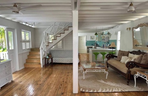 Paynes Bay Cottage | Lime Cottage 2BR Chattel Villa