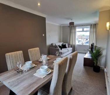 Clydebank Apartment | Limekilns House