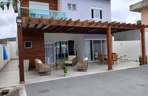 Jardim Virginia House | Linda Casa Guarujá enseada 500m da praia