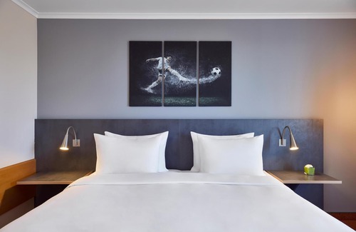 Leverkusen Hotel | Lindner Hotel Leverkusen Bayarena, part of JdV by Hyatt