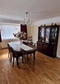 Birkenhead House | Linksway House