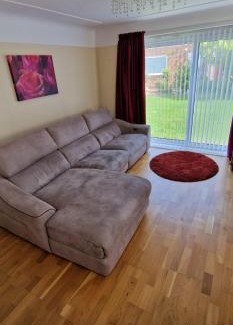 Birkenhead House | Linksway House