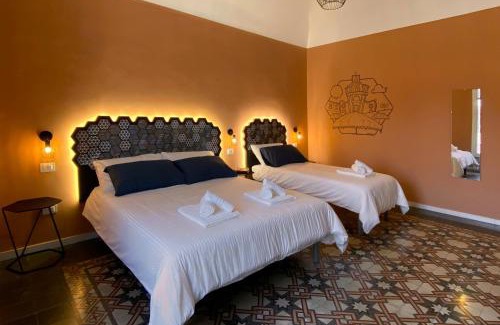 Catania City Centre Bed & Breakfast | Liotru Maisonne, rooms with en-suite bathroom and shared bathroom