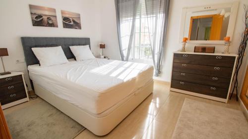 San Juan de los Terreros House | Lira 1013