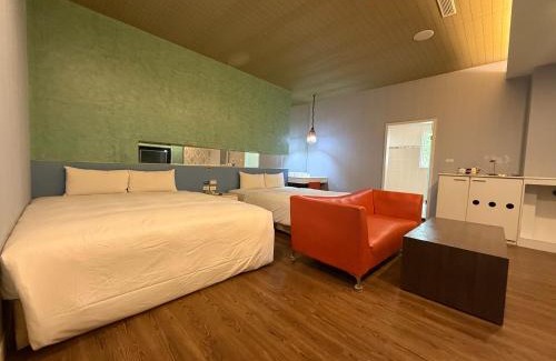 Fengshan District Hotel | Lisa Motel