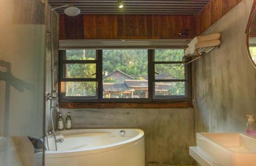 Liandu Hotel | Lishui Manshanju Forest Retreat