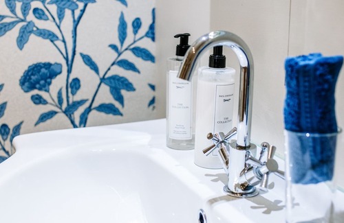 Dromore Bed & Breakfast | Lisnacurran B&B - The Garden Family Room