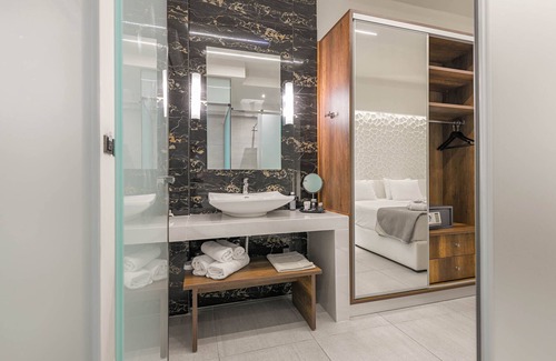 Laganas Hotel | Litore Luxury Living