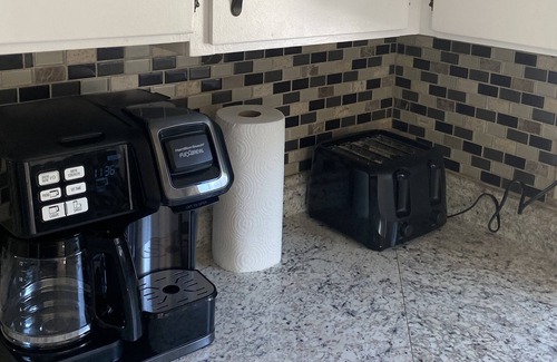 Forsyth House | Little Bell Bungalow, Great Views & Quiet Location