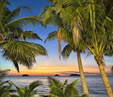 Bai Lan Resort | LITTLE EDEN Bungalows