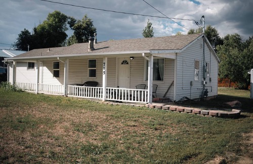 Billings House | Little House on Lambrecht- 3 bed Stay for up to 5