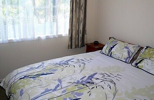 Oneroa Cottage | Little Oneroa - Little Oneroa Holiday Home