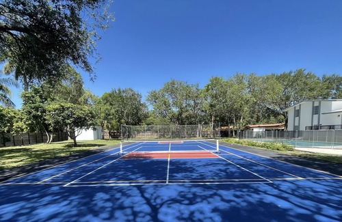 Ludlam House | Little Pinecrest Luxurious 5 bedroom villa with private pool and sport court.