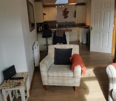 Kirriemuir House | Little Red Kirriemuir