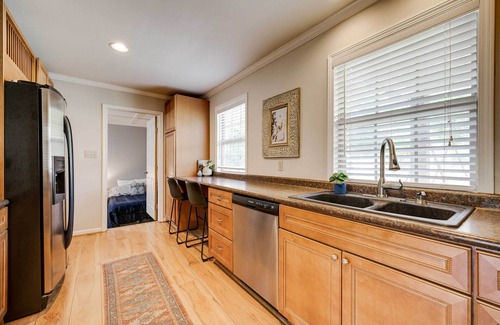 Ferndale Cottage | Little Rock Home < 2 Mi to Pinnacle Mountain!