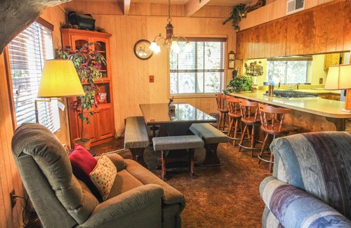 Alta Sierra Cabin | Little Slice of Heaven