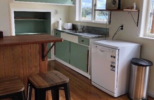 Whangarei Heads House | Little squirt - our kiwi dream